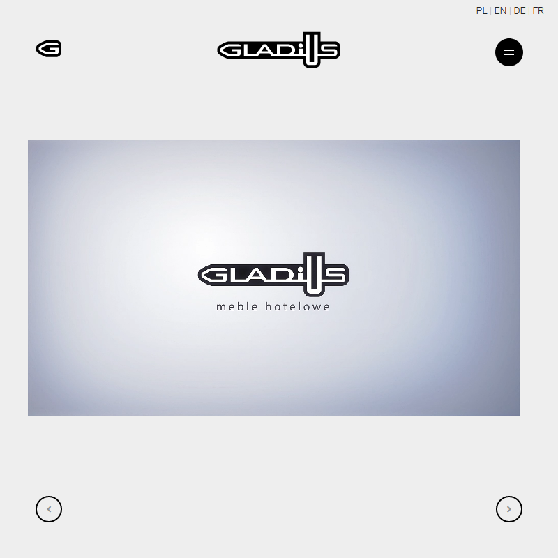 Meble w recepcji hotelowej